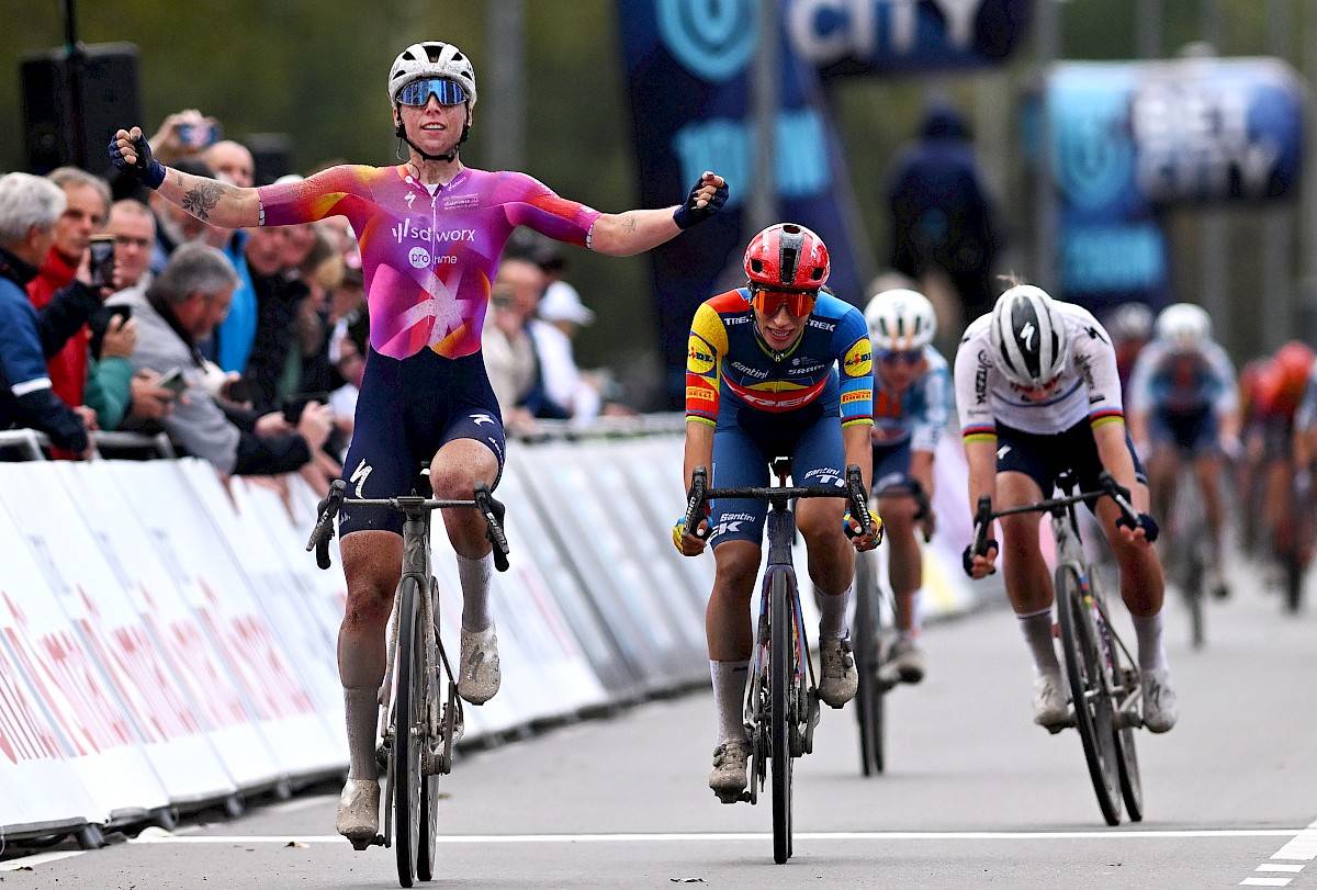 Lorena Wiebes finishes perfect day for Team SD WorxProtime in Simac